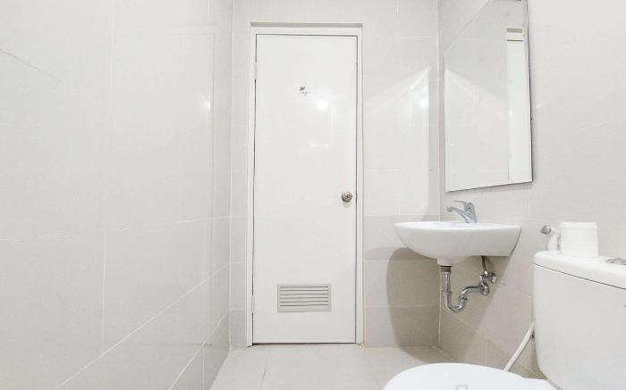 Comfort 1BR Podomoro City Deli Medan By Travelio