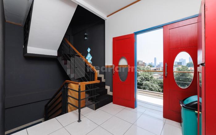 Ian Hotel Jaksa RedPartner