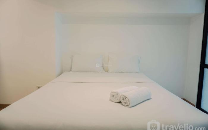 Spacious 3BR at Loft Kingland Avenue By Travelio