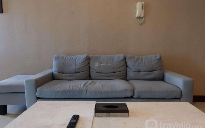 Homey 2BR Apt at Galeri Ciumbuleuit 1 By Travelio