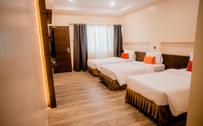 Port Royale Waterpark Resort Dumaguete