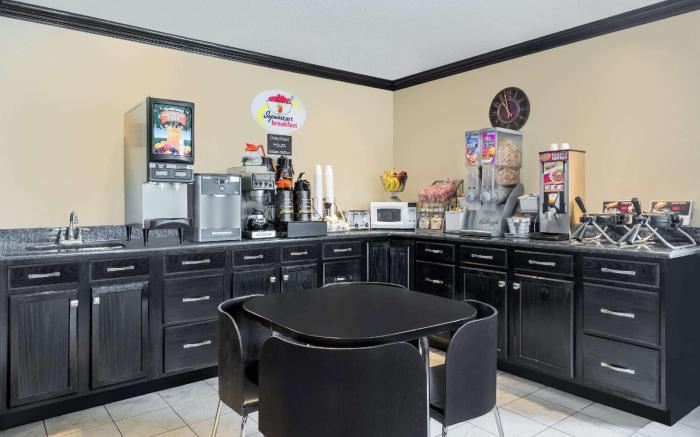 Super 8 By Wyndham Hanover