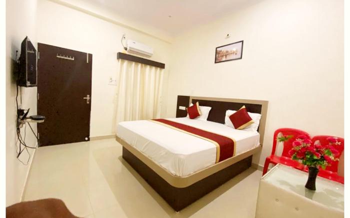 Goroomgo Nath Palace Varanasi