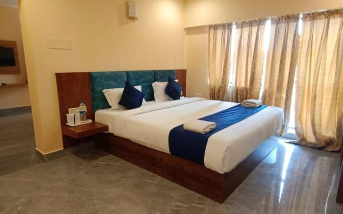 Hotel Sagar Tarang (Berries Group)
