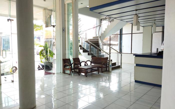 Royal Kencana Hotel powered by Cocotel