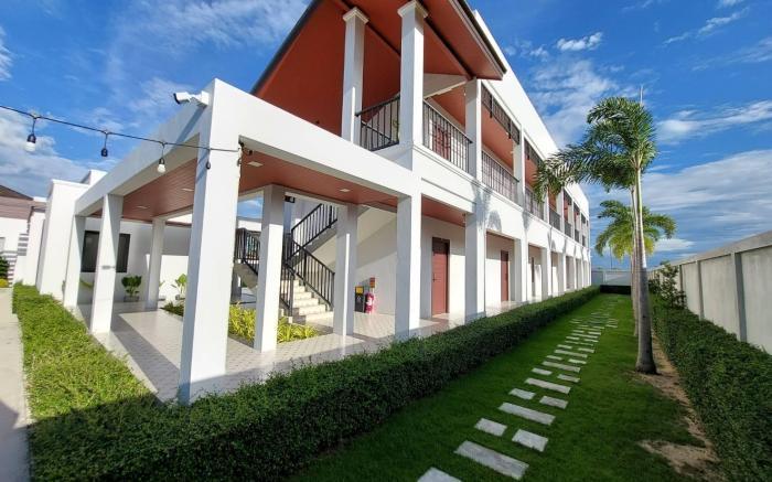 Far Beach House Cha Am