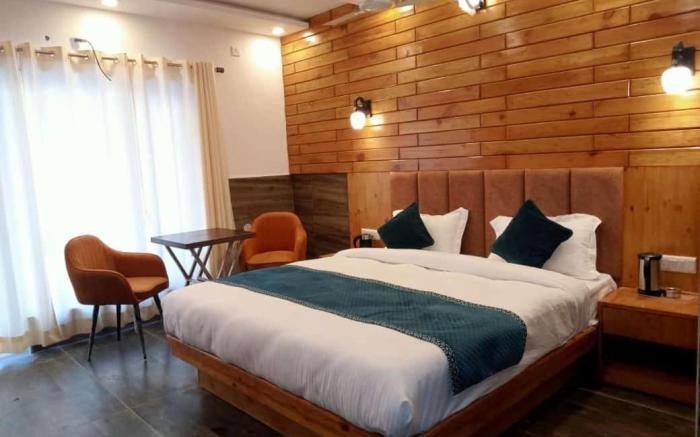 The Aesthetic Hotel & Restaurant