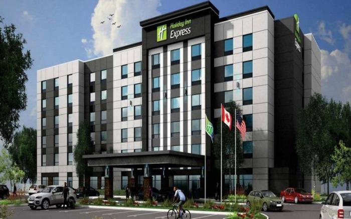 Holiday Inn Express and Suites Brantford By IHG