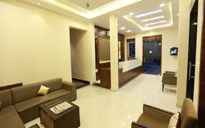 Hotel Anchal Villa By YB Hotels