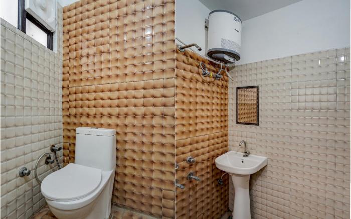 Hotel O Omi Rooms
