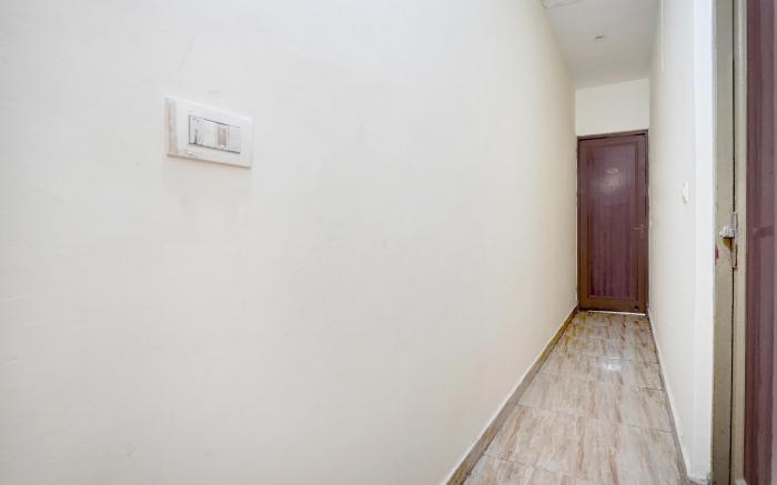 Super Hotel O Zirakpur City Court Complex Formerly The Platinum