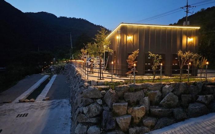Gyegokae Poongdung Pension Camping