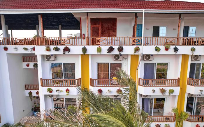 Canary Golden Hotel