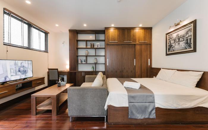 Hi.Home House - Ngoc Khanh Lake
