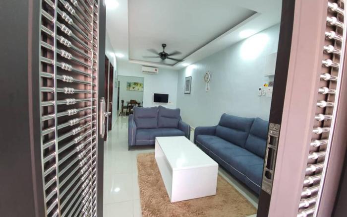 Al-Madinah Homestay (Muslim only)