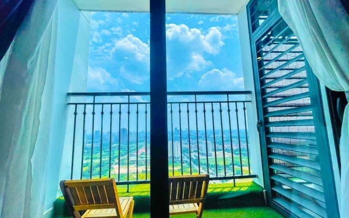 Luxury Apartment Vinhomes Greenbay near My Dinh 