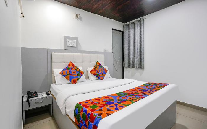 FabExpress Park Residency - Nr. Mumbai International Airport