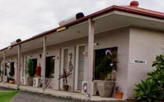 Riverside Motel