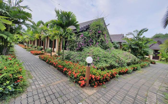Amorn Inn Resort