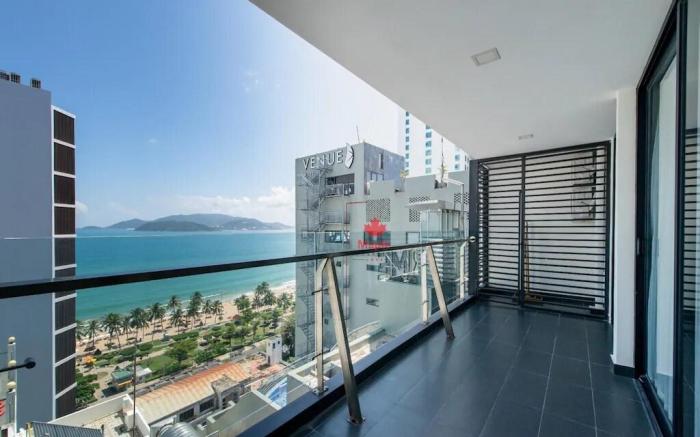 Ocean view 3 bedroom apartment in Maple