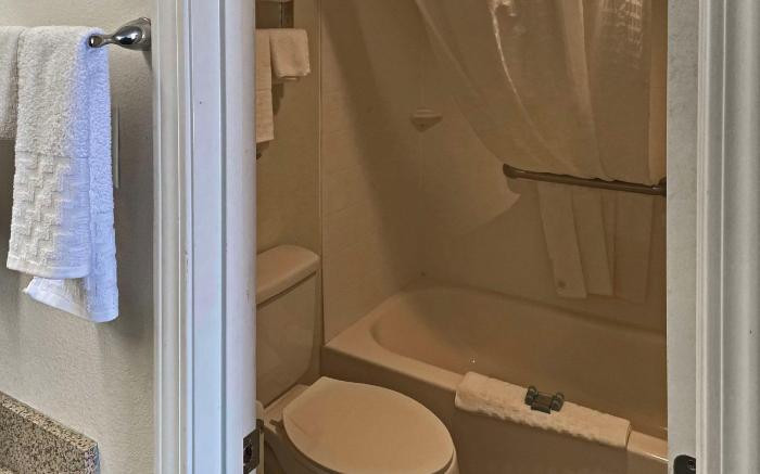 Quality Inn Clinton North