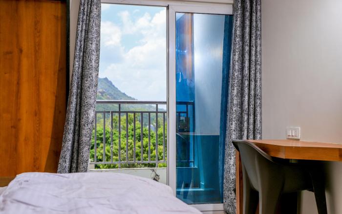 HOTEL KARDHAR INN