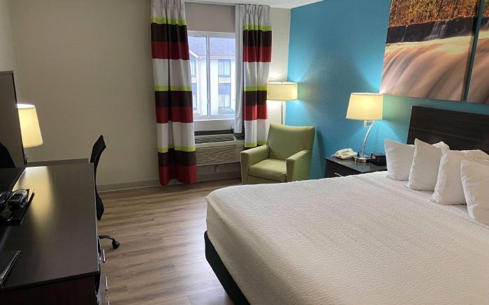 Days Inn by Wyndham Carthage