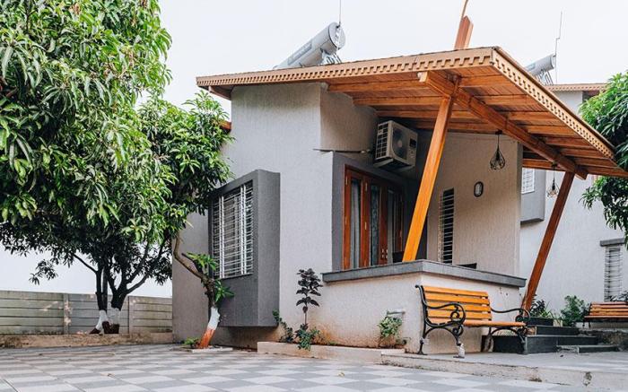 Freesia Resort by Express Inn