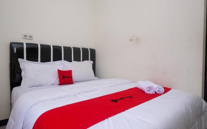 RedDoorz Syariah @ Jalan Dieng Wonosobo 2