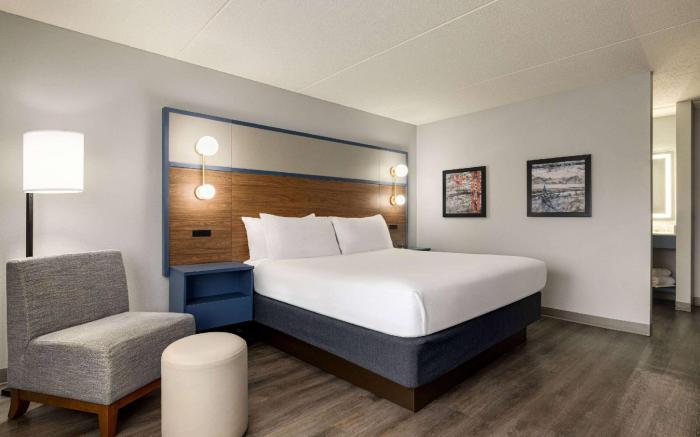 AmericInn by Wyndham Lincoln South