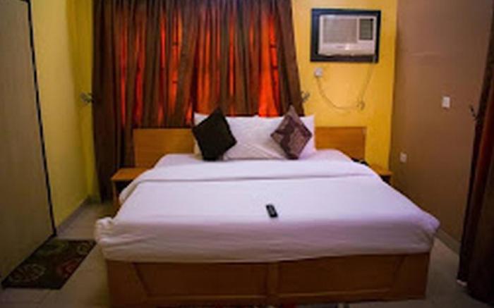 Esporta Suites Agidingbi.