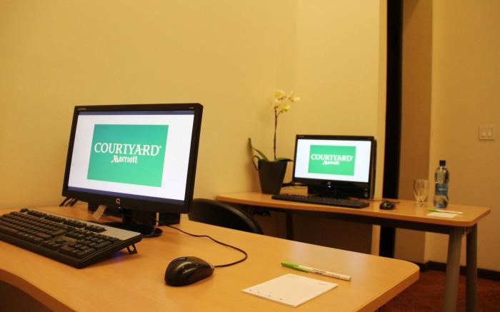 Courtyard Panama at Multiplaza Mall