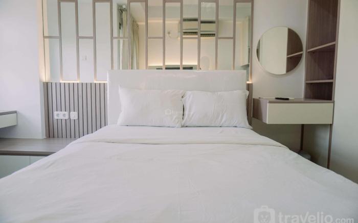 Homey Studio Belmont Residence Puri By Travelio