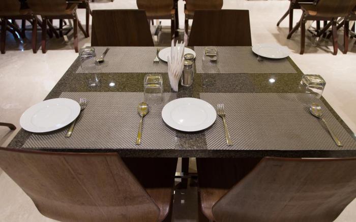 HOTEL HILLS TIRUPATTUR