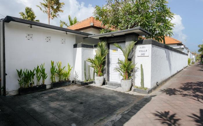 VILLA SRI - 3 Bed Private Pool Villa in Seminyak