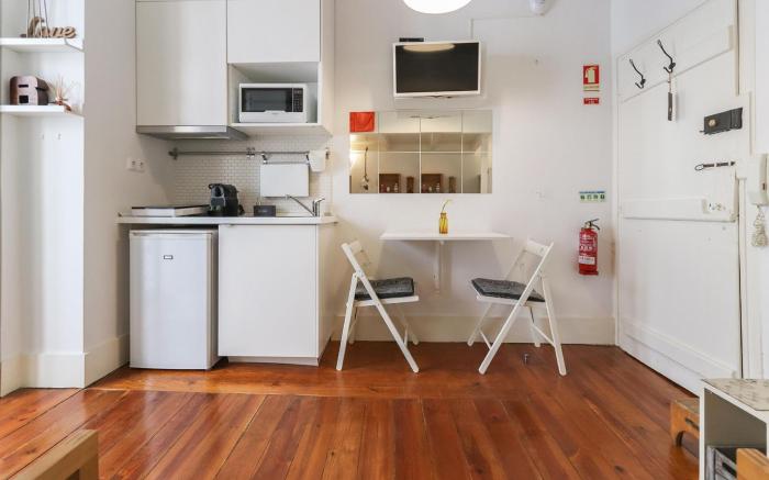 SANTOS TINY STUDIO by HOMING