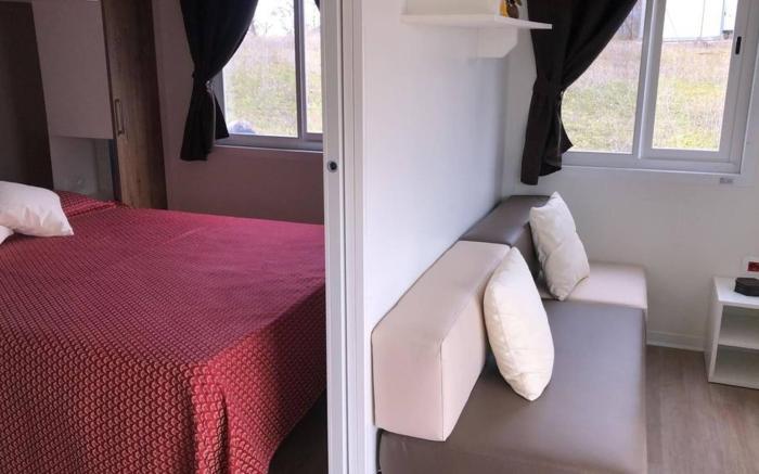 Functional Mini Luxury Lodges Near Camerino