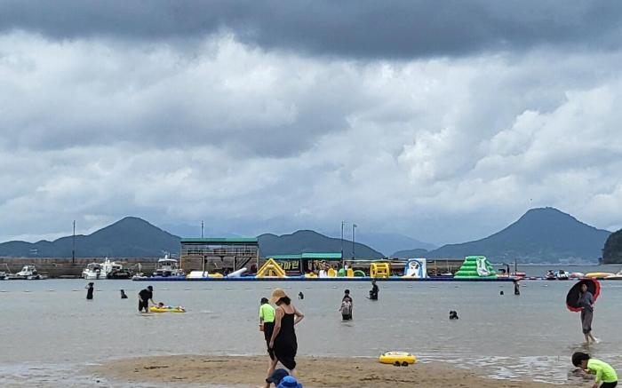 Geoje Aquarius 1st Floor 33 Pyeong Geoje~Tongyeong Travel Good View Barbecue Equipment Free Provided