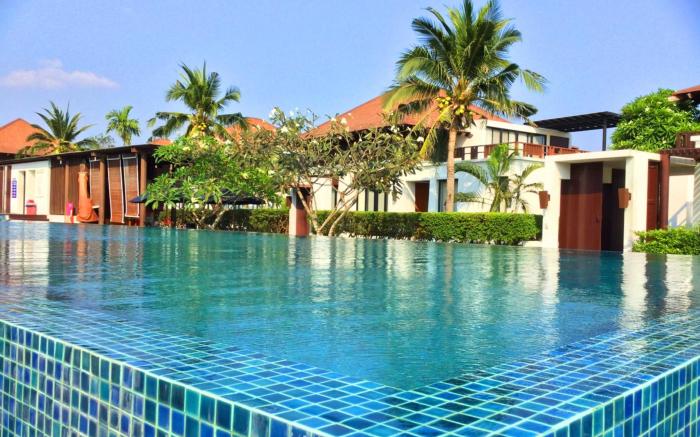 The Oriental Beach Pool Villa and Village