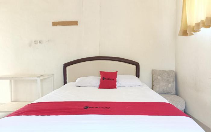 RedDoorz Syariah near Rumah Sakit Umum Wisata UIT