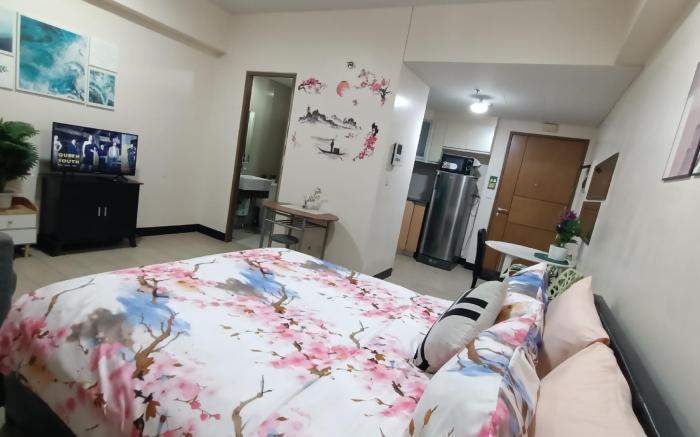 Hilander's Condotel Across Terminal 3 