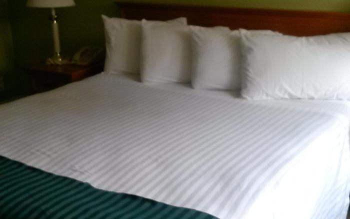 Munras Inn