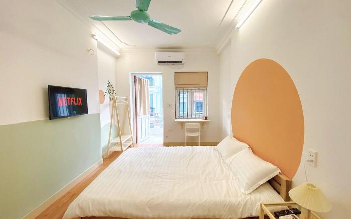 Budget-friendly 1BR Studio w/balcony @Old Quarter