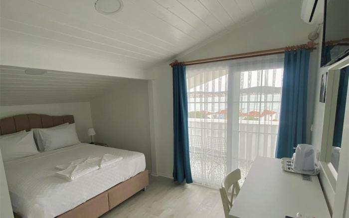 Cunda Kordon Otel