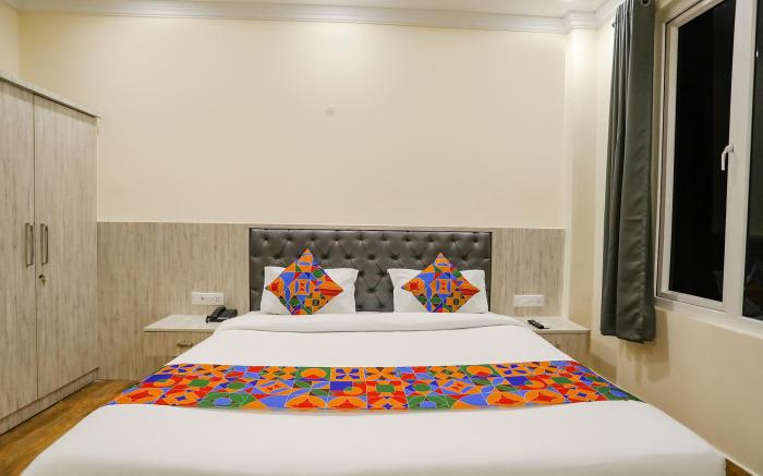 FabExpress Trijal Inn
