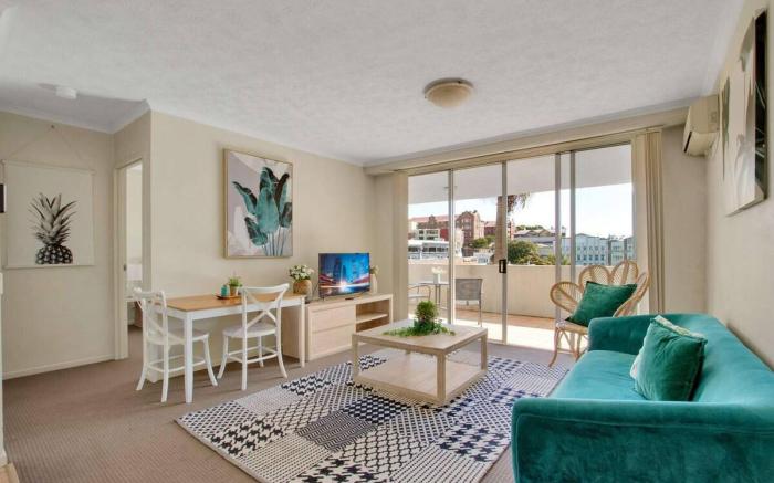 Ultra Relaxing 1BR Poolside Oasis