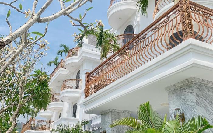 La Sera Suites Nha Trang
