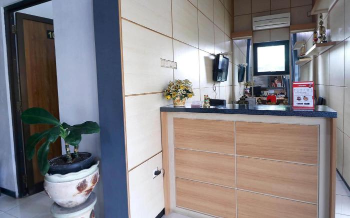 RedDoorz Plus near Undip Tembalang