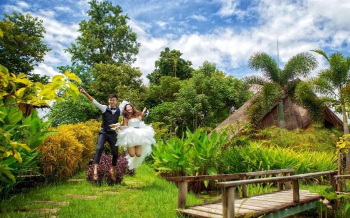Pura Vida Pai Resort