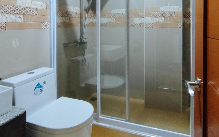 RedDoorz @ LQJ Hotel Old Buswang Kalibo